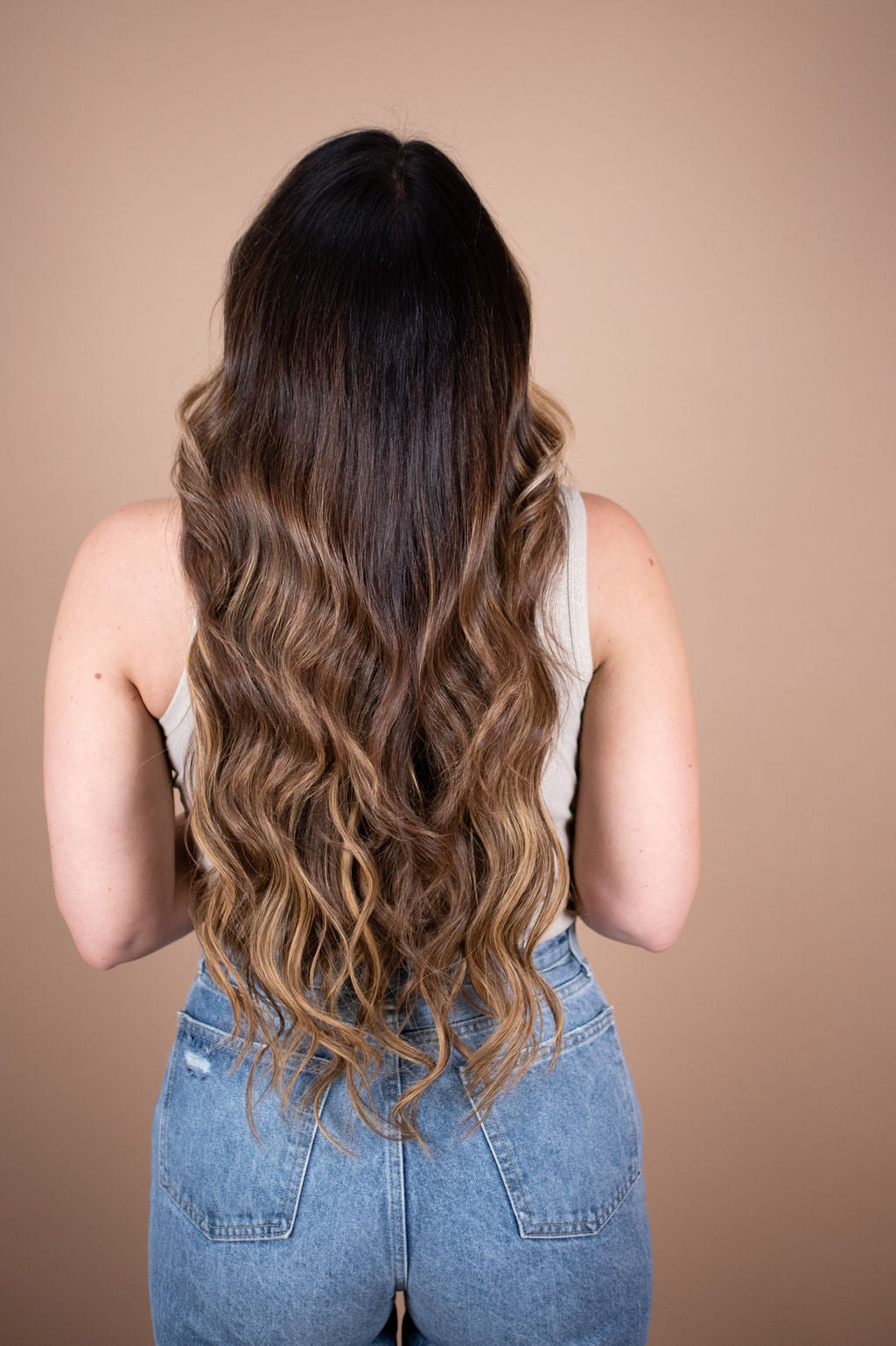 M-tied Weft Collection: Queen Bee
